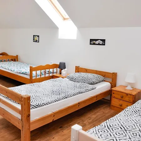Farma Hostel Nove Straseci